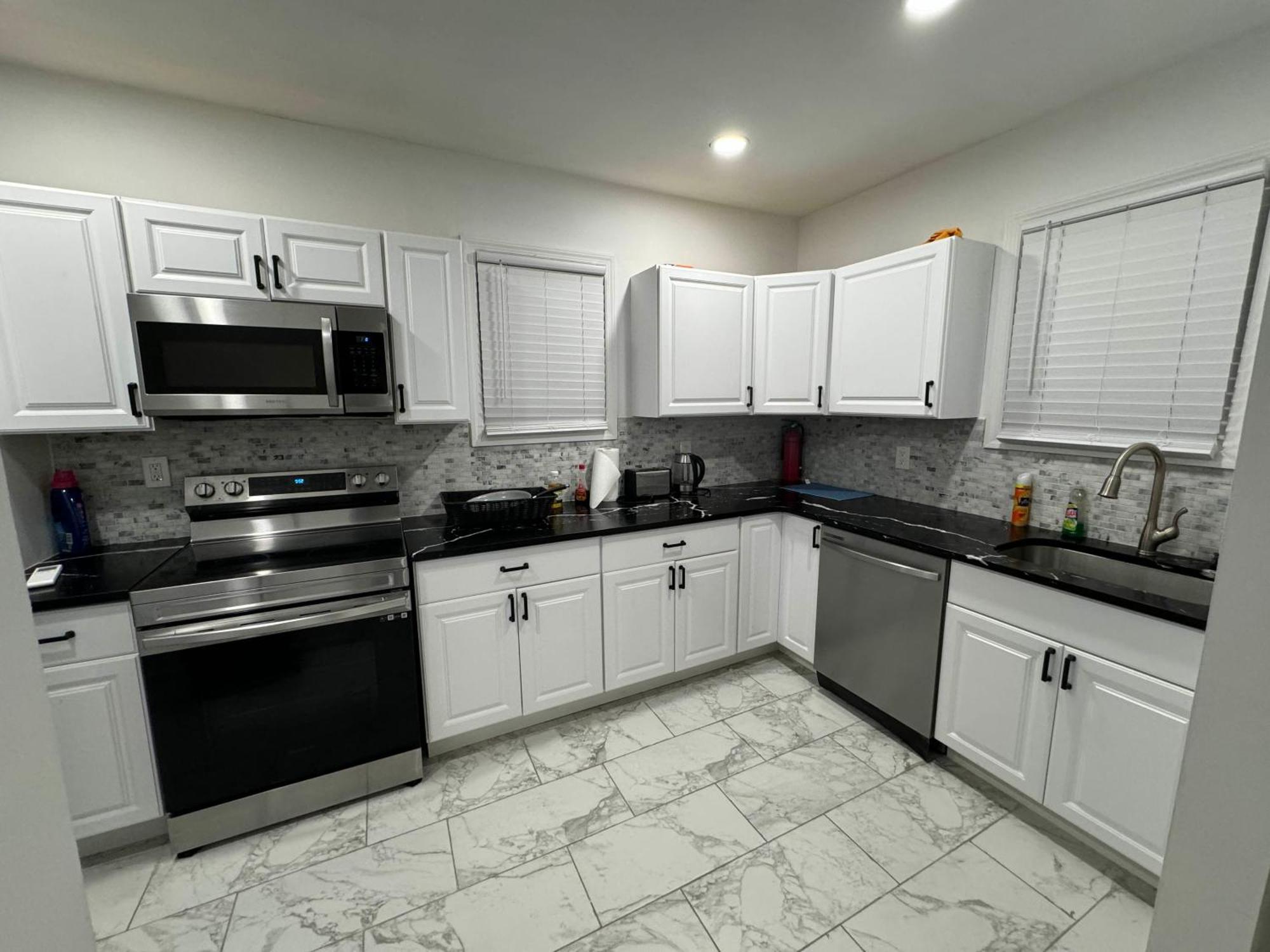 הוילה המפסטד 3 Bed 2 Baths, Fully Renovated In Long Island! מראה חיצוני תמונה